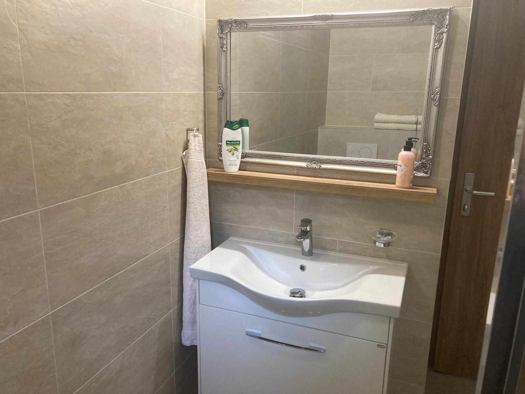 Apartmany I - Kafe Бойнице Экстерьер фото
