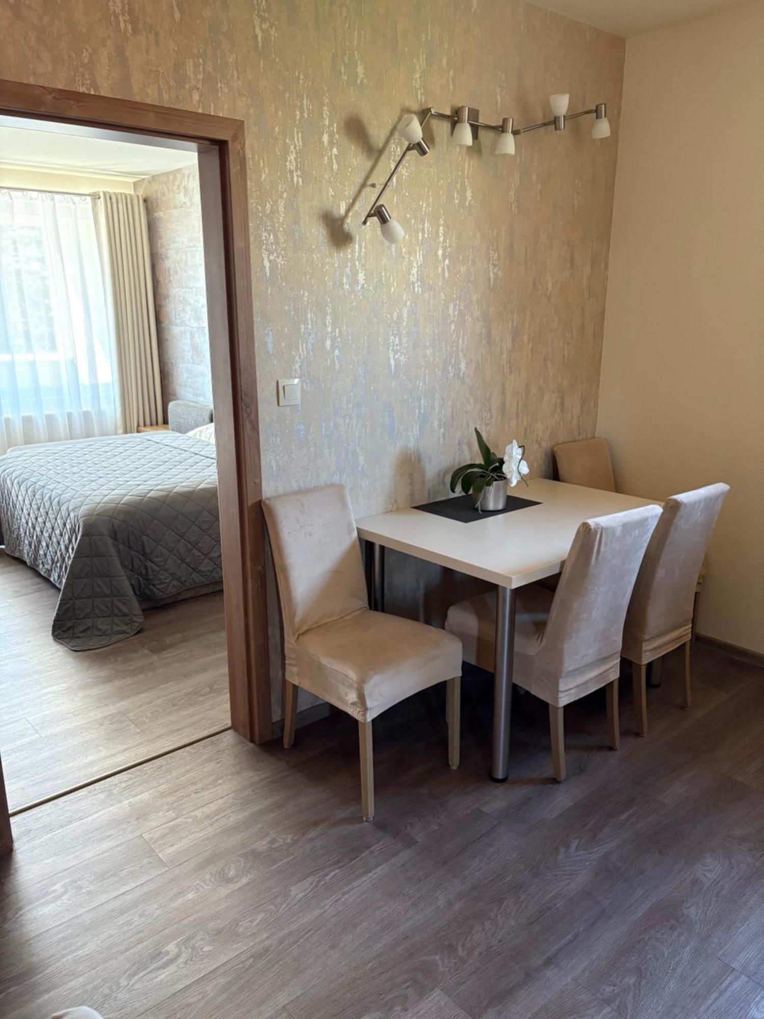 Apartmany I - Kafe Бойнице Экстерьер фото
